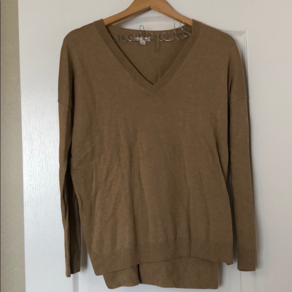 Gap v neck pullover